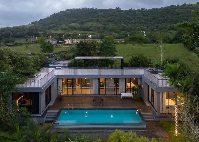 Stayvista'S Villa Meer - Lakeview Villa With Spacious Pool & Terrace For Stargazing Nashik